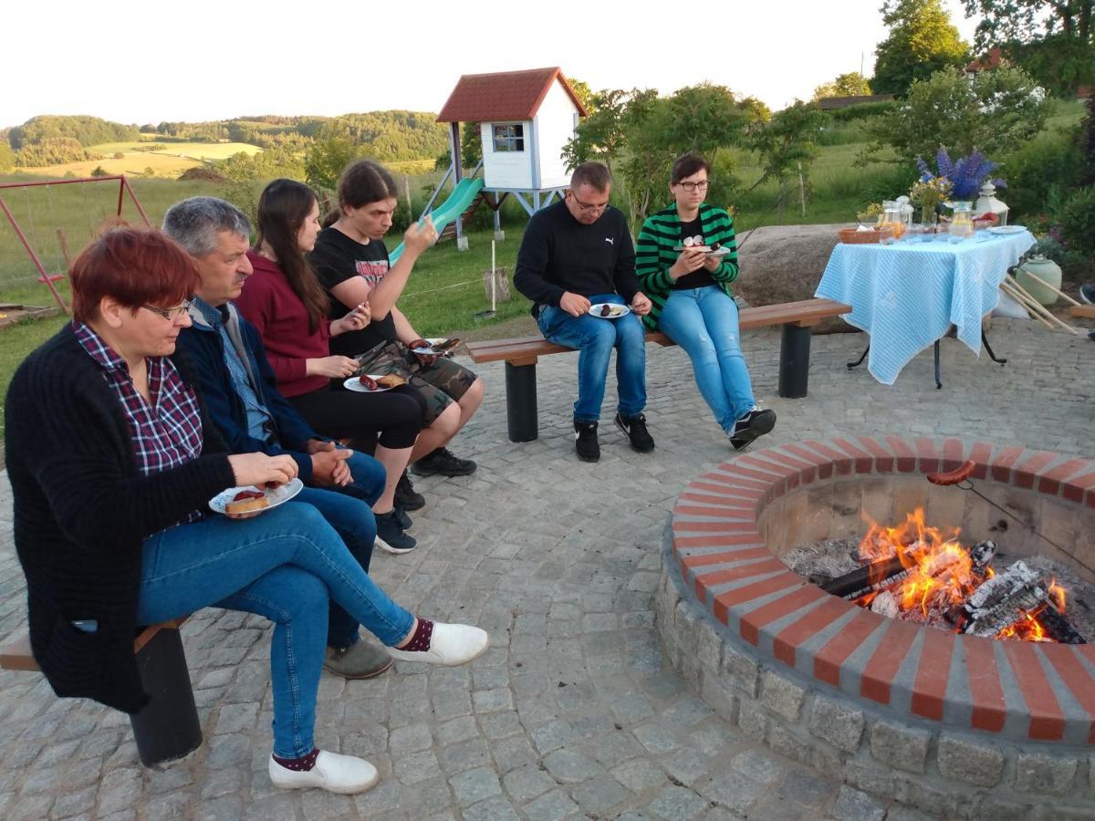 Agroturystyka Pod Ptasią Górą Golubie Exterior foto