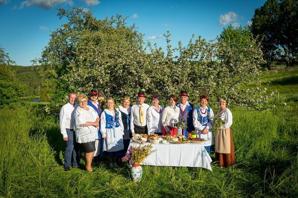 Agroturystyka Pod Ptasią Górą Golubie Exterior foto
